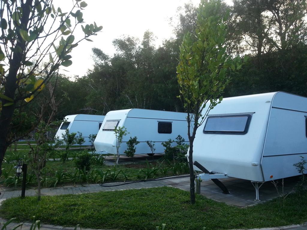 Kenting Houbihu Camping Car B&B Longshui Esterno foto