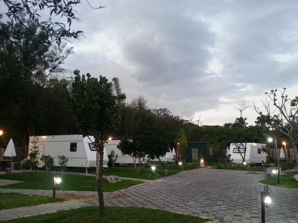 Kenting Houbihu Camping Car B&B Longshui Esterno foto