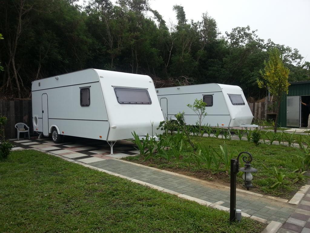 Kenting Houbihu Camping Car B&B Longshui Esterno foto
