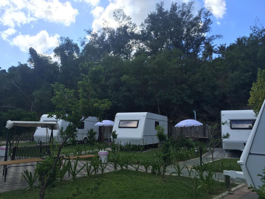 Kenting Houbihu Camping Car B&B Longshui Esterno foto